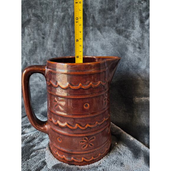 VINTAGE MARCREST BROWN STONEWARE PITCHER DAISY & DOT PATTERN - Picture 9 of 12